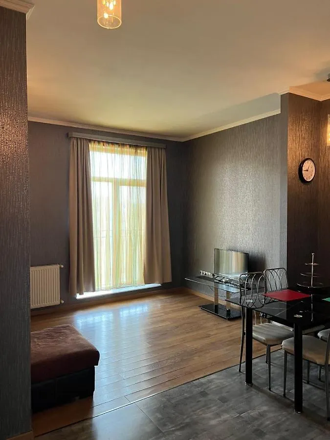 Bright And Cozy Apartment In Didi Dighomi Tbilisi